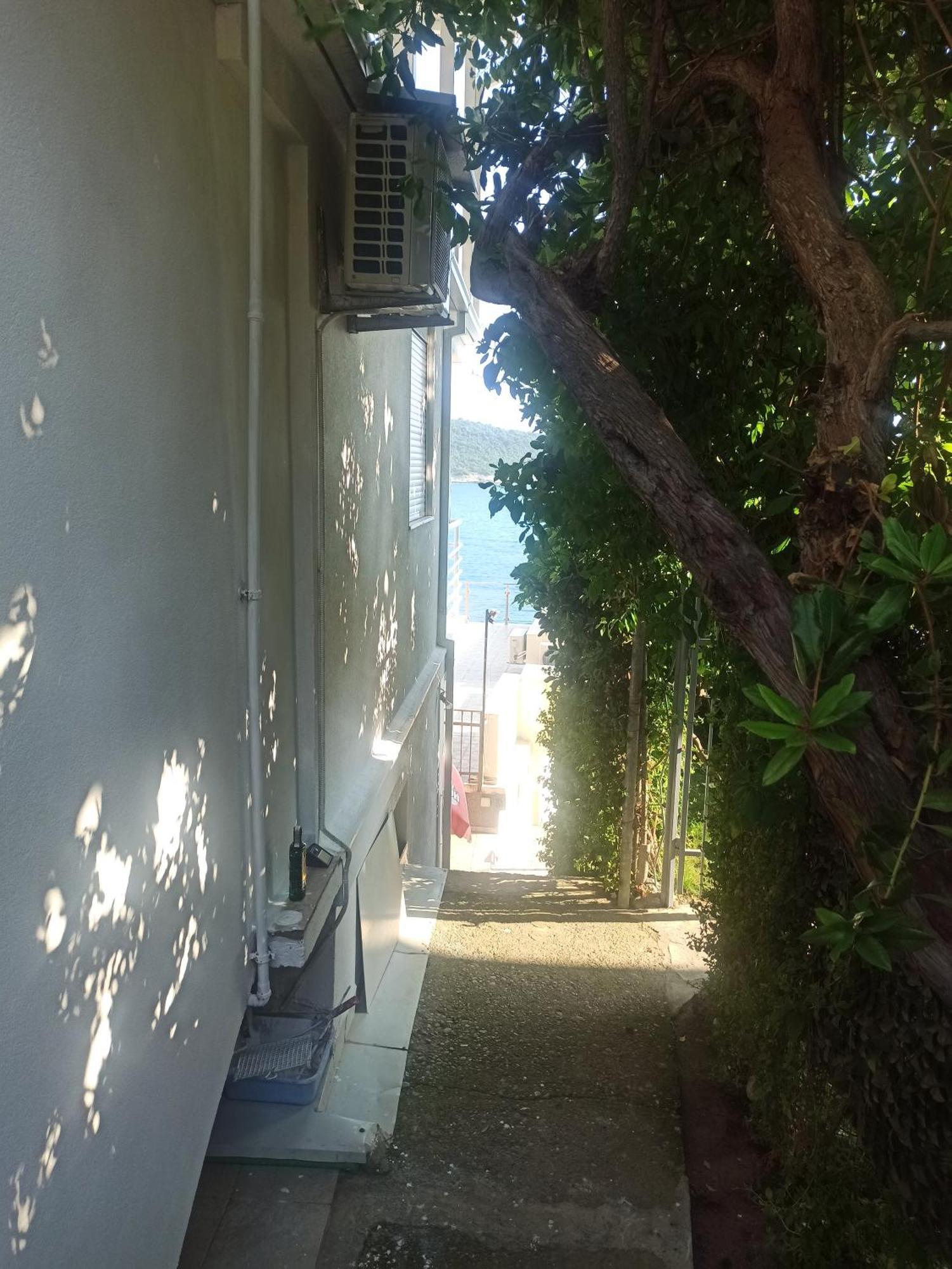 Seaside Apartment Kruce Ulcinj Exterior photo